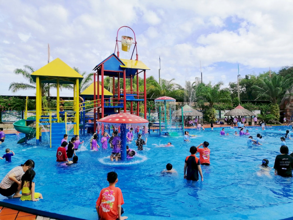 Khu trò chơi nước mini cho trẻ em